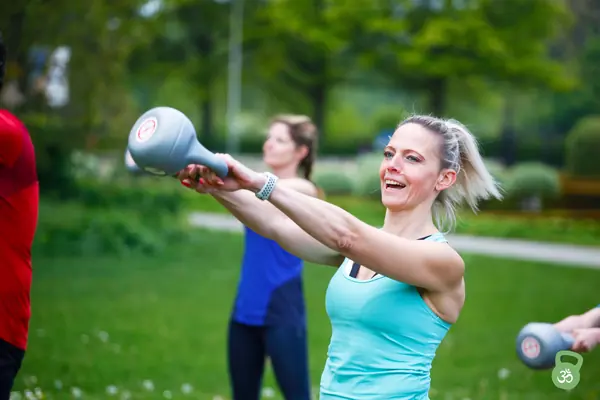 Kettlebellswing tijdens een Tabata
